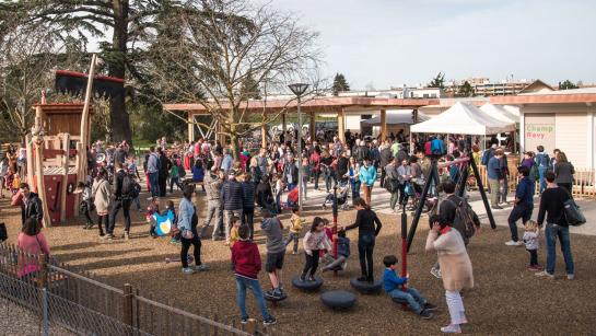 Inauguration extérieur Champ Ravy